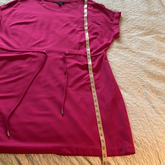 Fucshia Rachel Roy scoop neck short sleeve dress w/tie@waist - Picture 11 of 13
